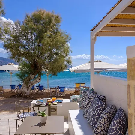 Vakantiehuis Echinousa Katoikia No6 *